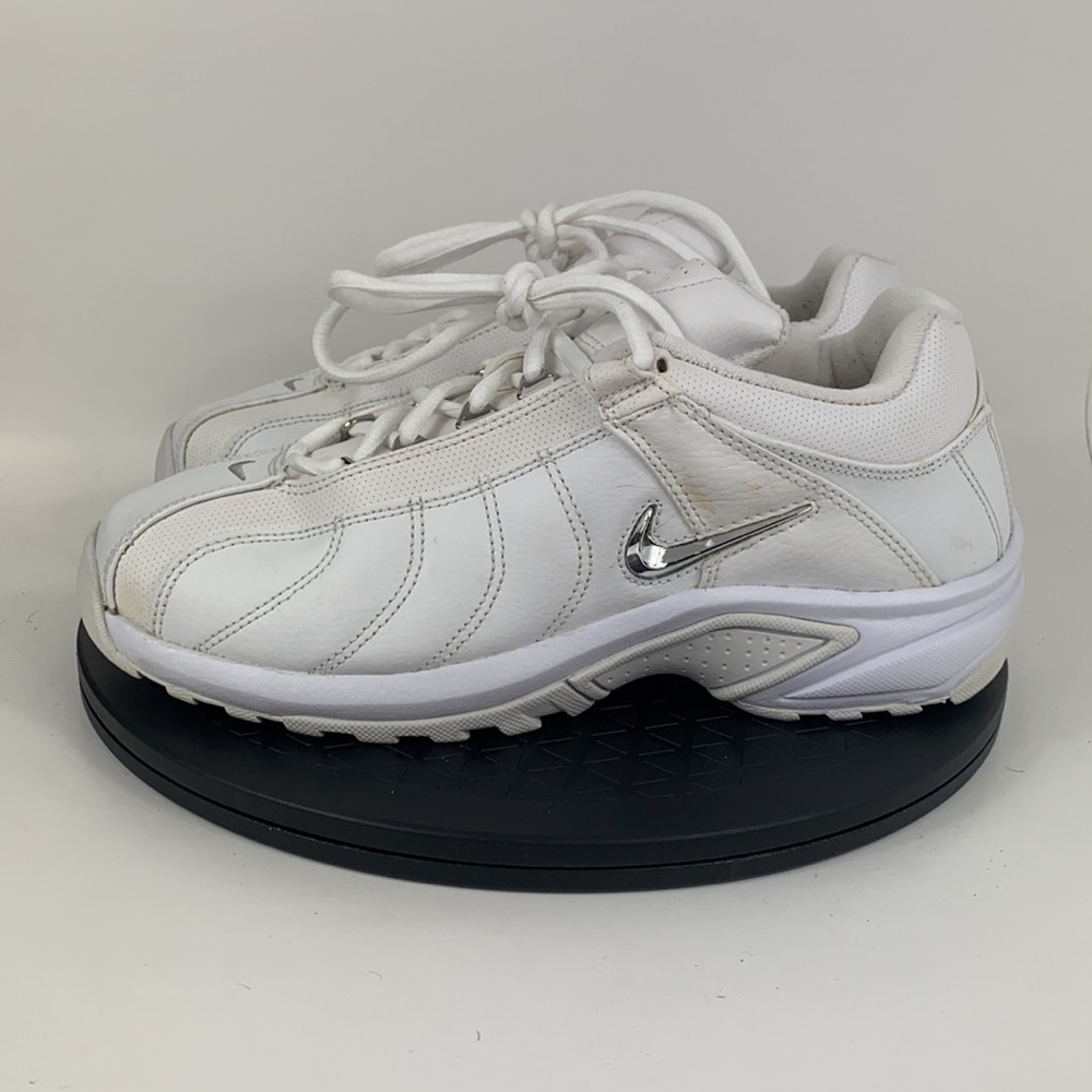 Nike VXT White Leather Athletic Cross Training Shoes 310234-101 Men's Size 8.5 - Picture 8 of 13
